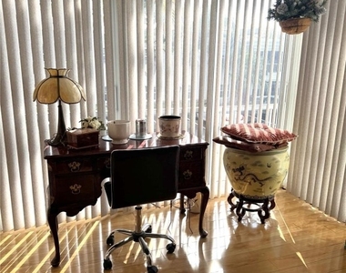 6219 Bay Club Drive - Photo Thumbnail 6