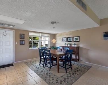 801 Cypress Boulevard - Photo Thumbnail 5