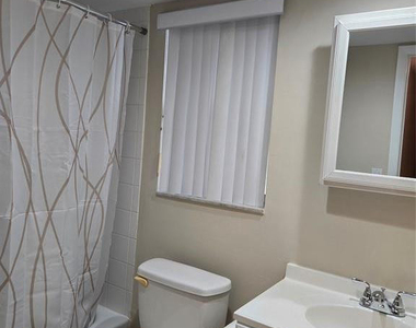 8590 Sunrise Lakes Boulevard - Photo Thumbnail 10