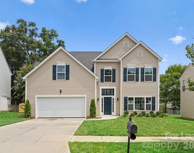 6923 Cascade Dream Court - Photo Thumbnail 24