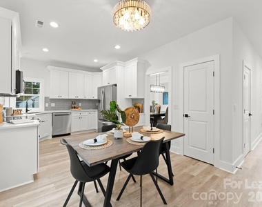 6923 Cascade Dream Court - Photo Thumbnail 11