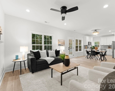 6923 Cascade Dream Court - Photo Thumbnail 14