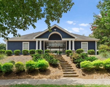 6923 Cascade Dream Court - Photo Thumbnail 29