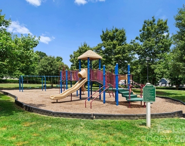 6923 Cascade Dream Court - Photo Thumbnail 28