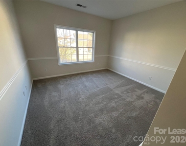5002 Fine Robe Drive - Photo Thumbnail 20