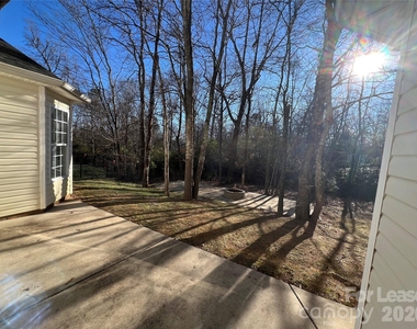 5002 Fine Robe Drive - Photo Thumbnail 24