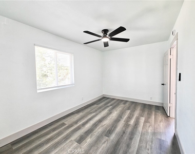6728 Whittier Avenue - Photo Thumbnail 11