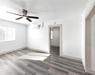 6728 Whittier Avenue - Photo Thumbnail 4