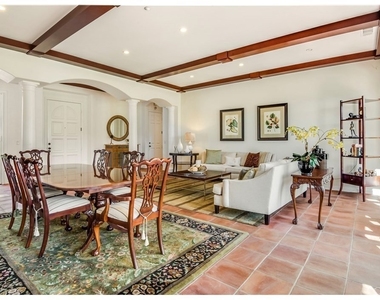 440 Tangerine Place - Photo Thumbnail 5