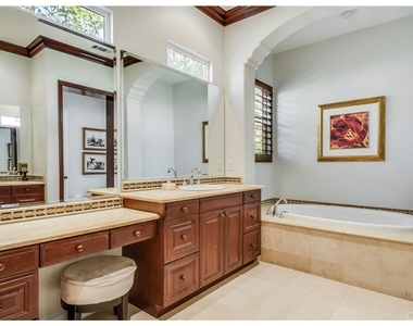 440 Tangerine Place - Photo Thumbnail 15