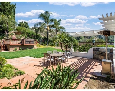 440 Tangerine Place - Photo Thumbnail 21