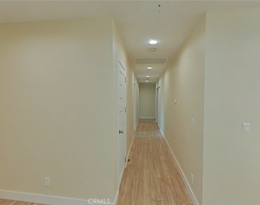 17633 Nordhoff - Photo Thumbnail 10