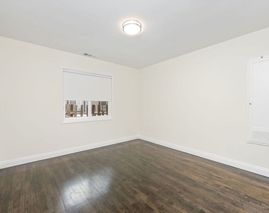 2007 E Villa Street - Photo Thumbnail 9