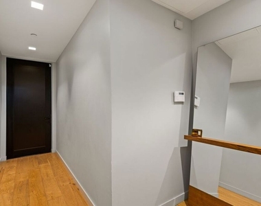 207 Hollister Avenue - Photo Thumbnail 41