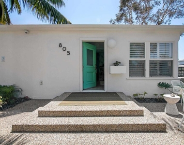 805 Brighton Court - Photo Thumbnail 17