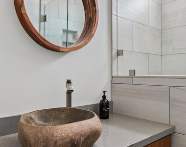 805 Brighton Court - Photo Thumbnail 22