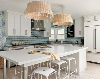 805 Brighton Court - Photo Thumbnail 7