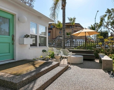 805 Brighton Court - Photo Thumbnail 13