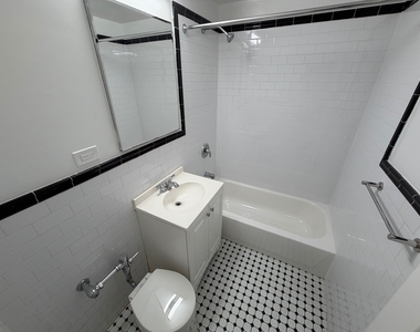 41-12 Elbertson Street - Photo Thumbnail 16