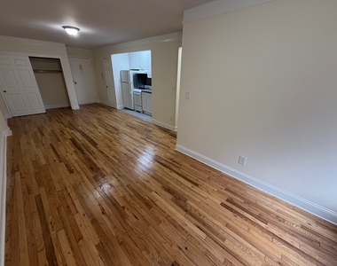 41-12 Elbertson Street - Photo Thumbnail 12