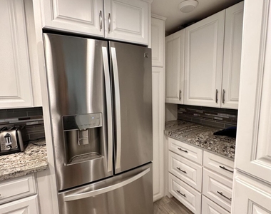 5400 N Ocean Drive - Photo Thumbnail 27
