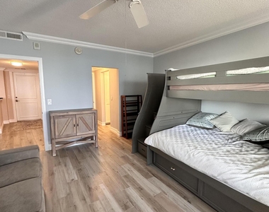 5400 N Ocean Drive - Photo Thumbnail 39
