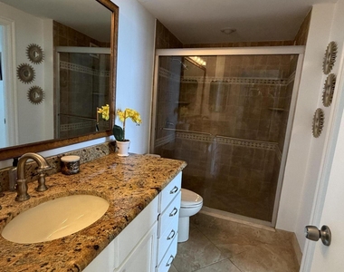 5400 N Ocean Drive - Photo Thumbnail 19