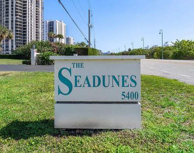 5400 N Ocean Drive - Photo Thumbnail 9