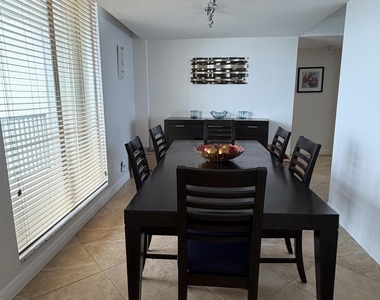 5400 N Ocean Drive - Photo Thumbnail 14
