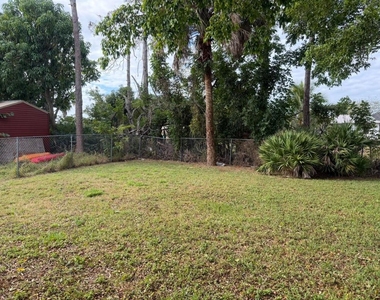 2342 Sw Bayshore Boulevard - Photo Thumbnail 23