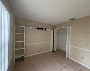 2342 Sw Bayshore Boulevard - Photo Thumbnail 6