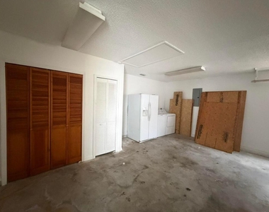 2342 Sw Bayshore Boulevard - Photo Thumbnail 18