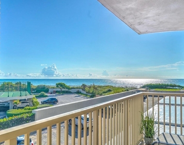 5480 N Ocean Drive - Photo Thumbnail 4