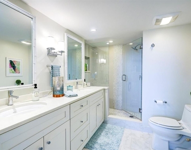 5480 N Ocean Drive - Photo Thumbnail 13