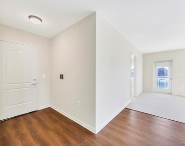 3 Meadows Lane - Photo Thumbnail 14