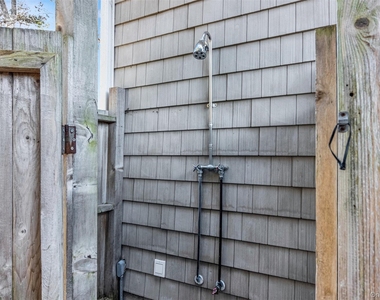 435 Luptons Point Road - Photo Thumbnail 15