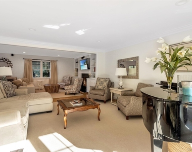 435 Luptons Point Road - Photo Thumbnail 13