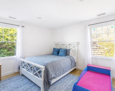 435 Luptons Point Road - Photo Thumbnail 21