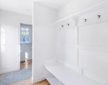 435 Luptons Point Road - Photo Thumbnail 5