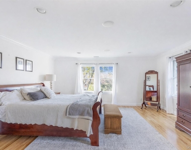435 Luptons Point Road - Photo Thumbnail 25