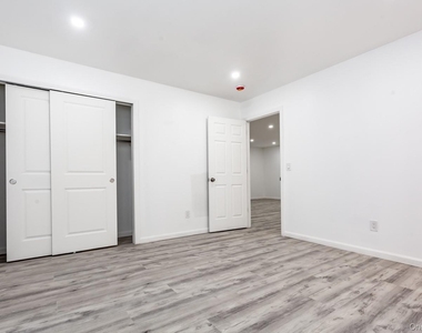 300 Highland Avenue - Photo Thumbnail 9