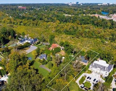 221 Chain Bridge Road - Photo Thumbnail 17