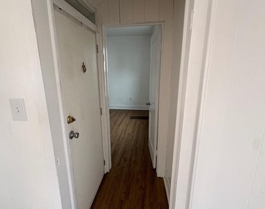 2713 Hammonds Ferry - Photo Thumbnail 16