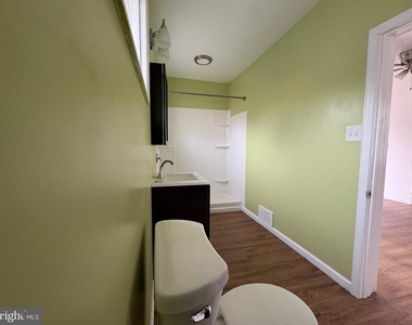 2713 Hammonds Ferry - Photo Thumbnail 11