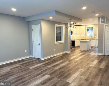1210 Half Street Sw - Photo Thumbnail 2