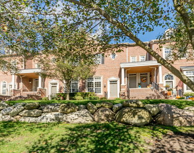 695 River Park Village Boulevard - Photo Thumbnail 11
