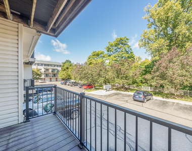 695 River Park Village Boulevard - Photo Thumbnail 9