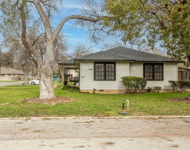 803 Peach St - Photo Thumbnail 27