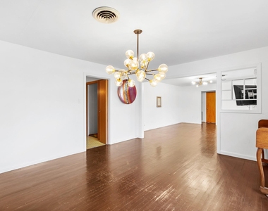 803 Peach St - Photo Thumbnail 7