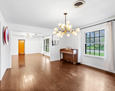 803 Peach St - Photo Thumbnail 6